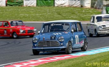Classic Touring Car Racing Club adds all-comers race to Thruxton meeting.