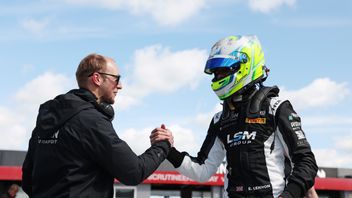 Who is racing