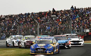 Ash Sutton, Aron Taylor-Smith and Tom Ingram triumph at Brands Hatch.