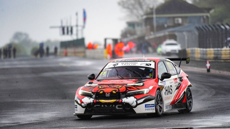 TCR Autumn at Oulton