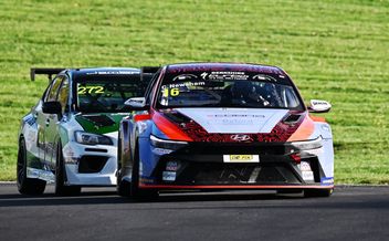 TCR UK set for blockbuster 2026 season opener at Brands Hatch.