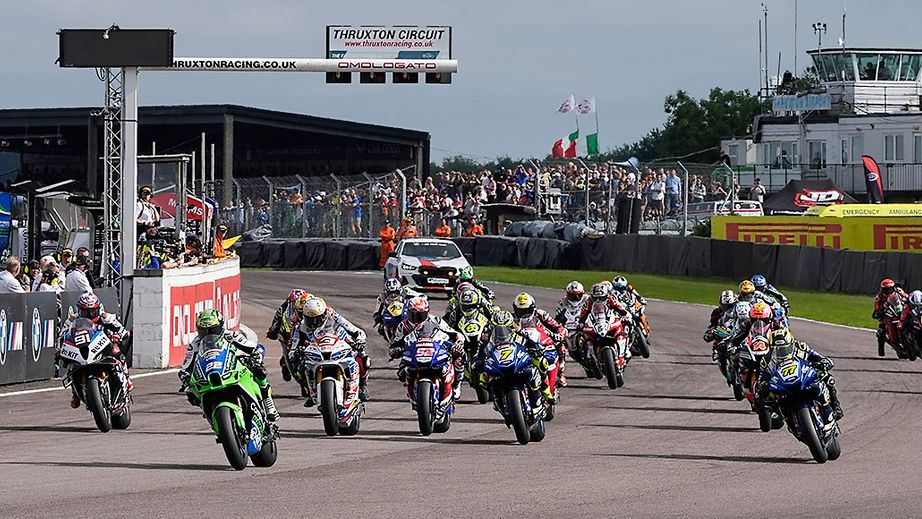 BSB Race Start at Thruxton