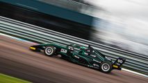 TOCA at Thruxton Circuit