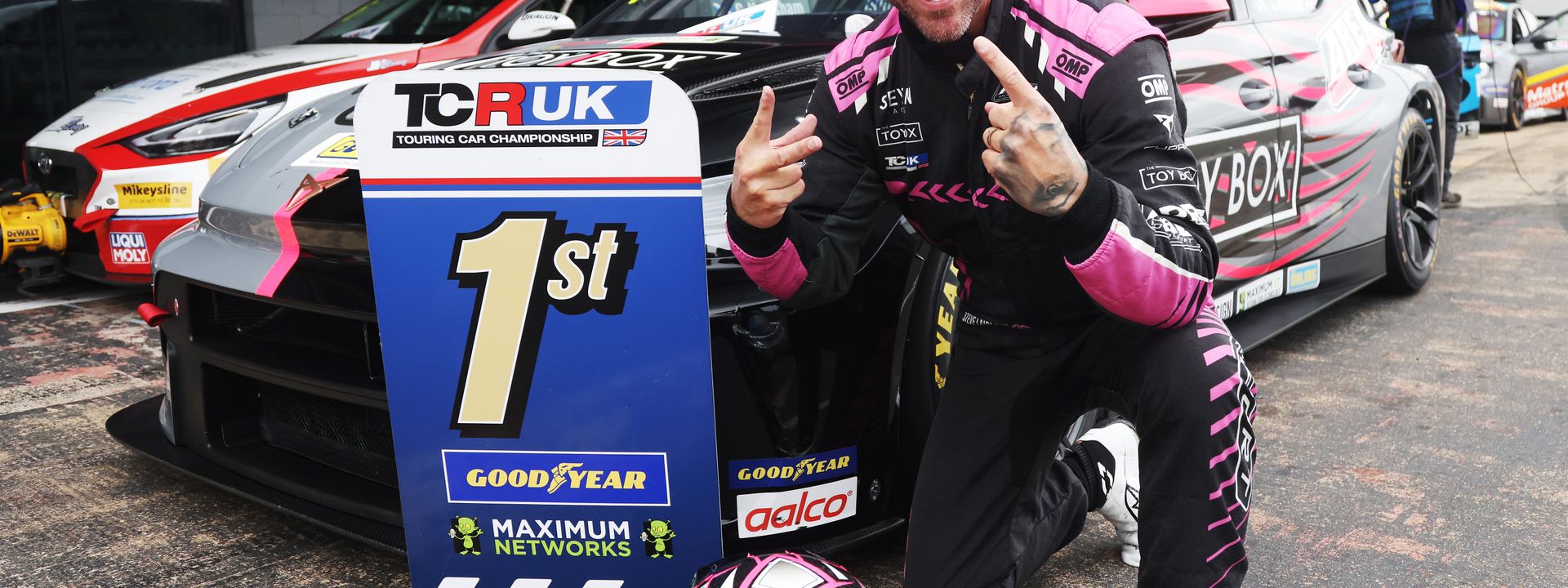 Laidlaw launches title bid with Silverstone silverware.