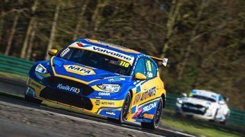 BTCC on track at Croft