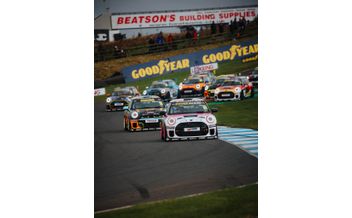 TOCA support championships deliver blockbuster action at Knockhill.