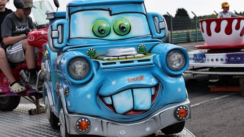 Classic to Modern Motorshow