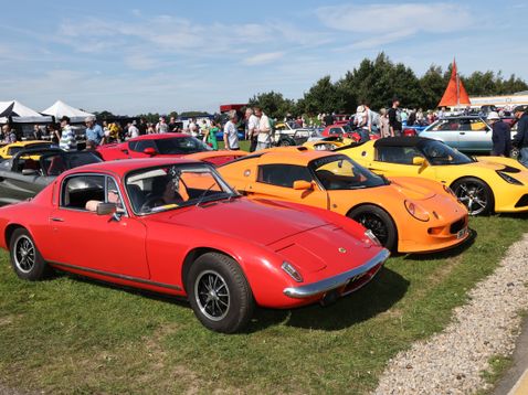 Classic to Modern Motorshow