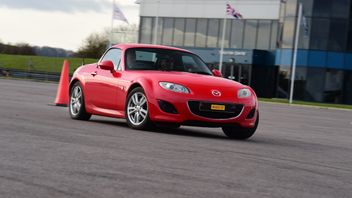 Junior Driving at Thruxton