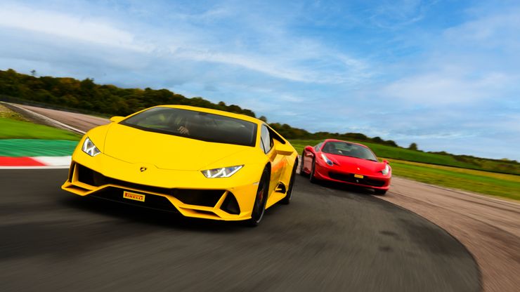 Lamborghini and Ferrari at Thruxton