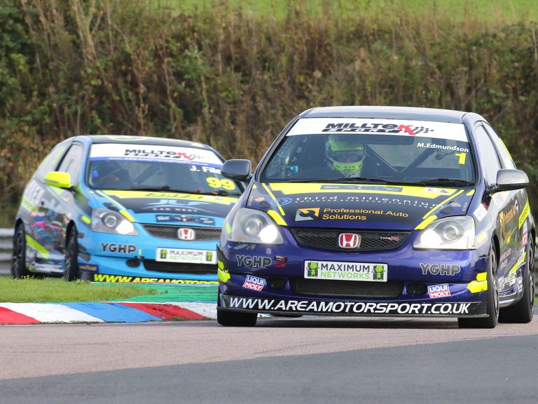 TCR at Thruxton 