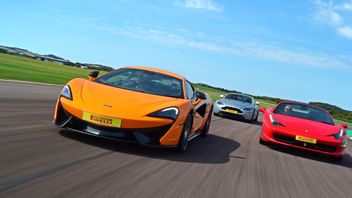 Supercars on track