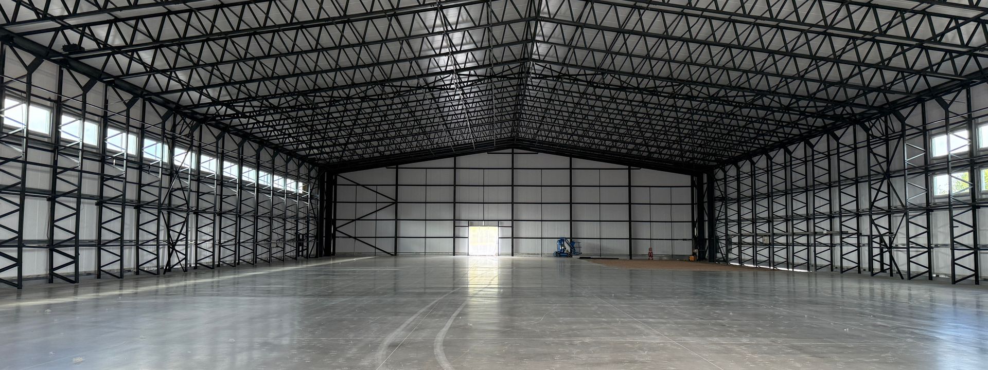 Thruxton Hangar