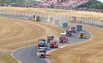 BARC delivers Donington entertainment at Convoy in the Park.