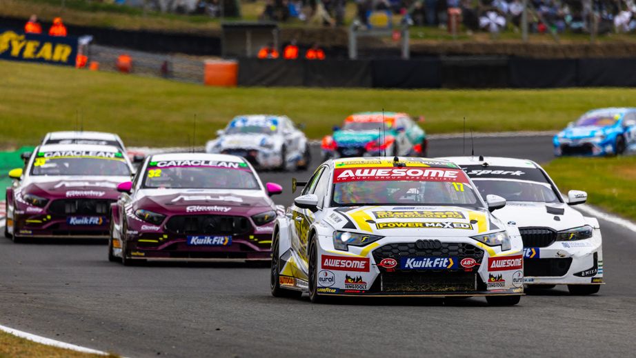 TOCA at Brands Hatch