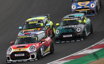 Sunshine, Speed and Snetterton on the cards this weekend.