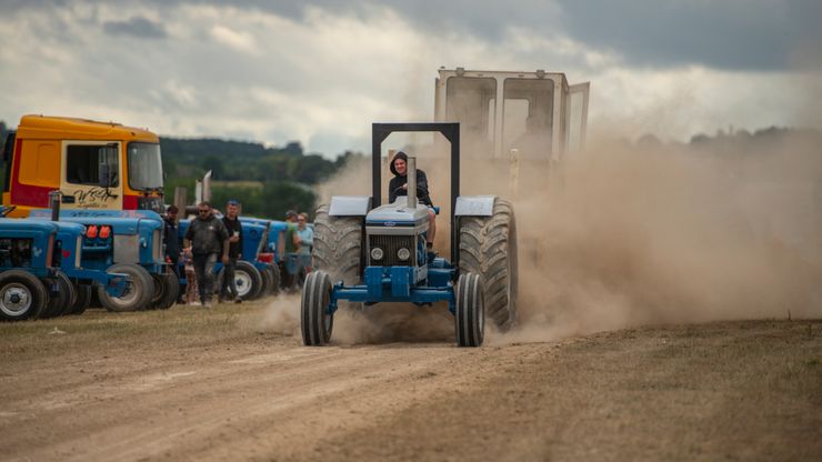 Tractor Pulling