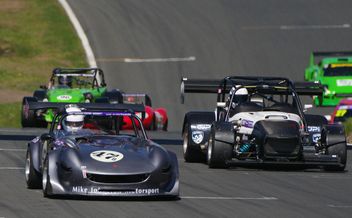 Donington Park beckons for CNC Heads Sports Saloons.
