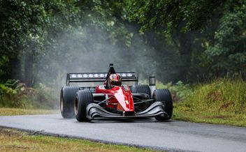 Menzies and Ryder share the spoils at Loton Park.