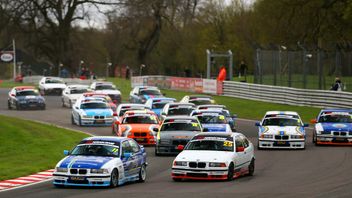 BRSCC cars on track