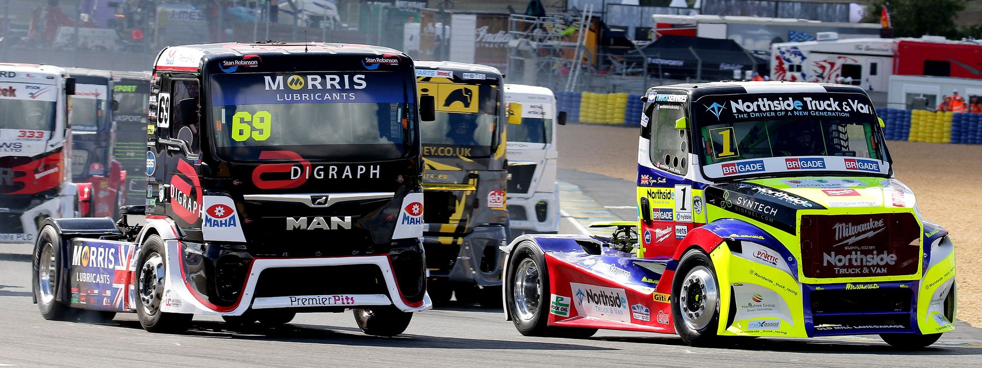 British Truck Racing Championship lights up Le Mans.