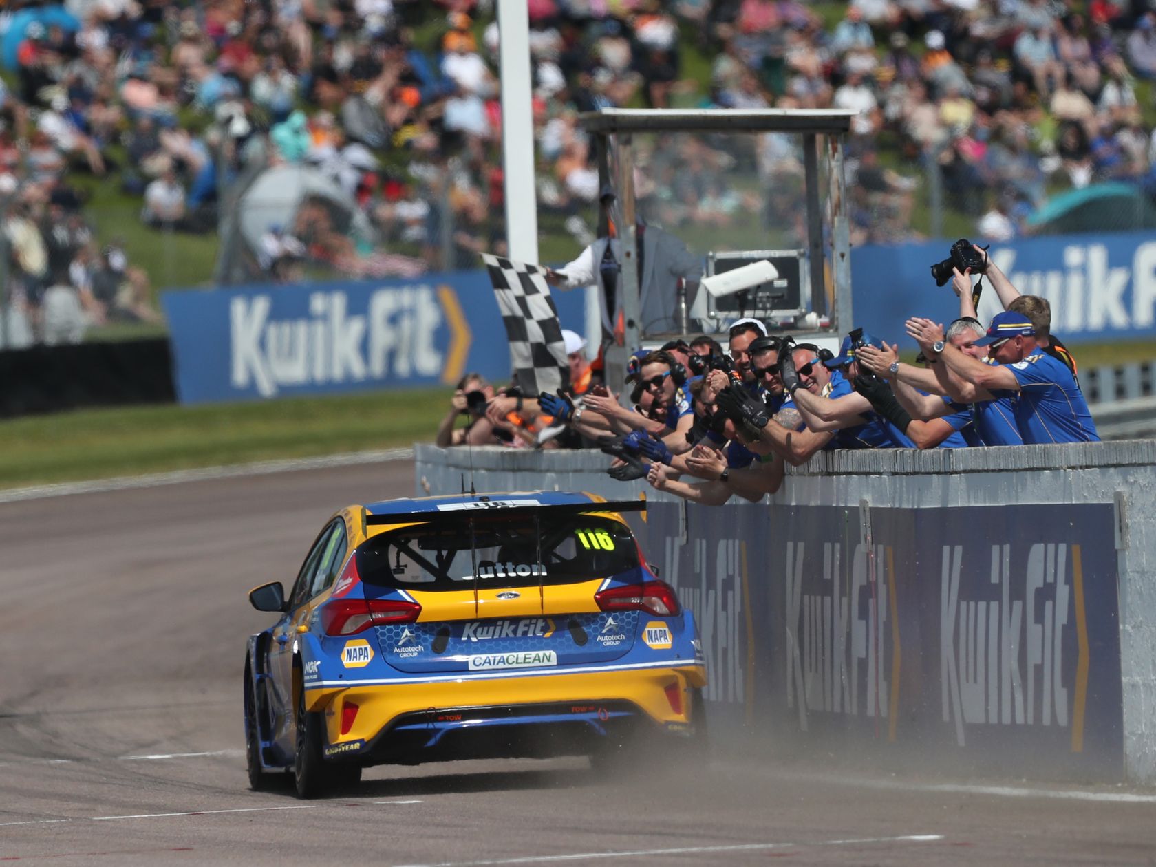 Kwik Fit British Touring Car Championship - Thruxton Circuit