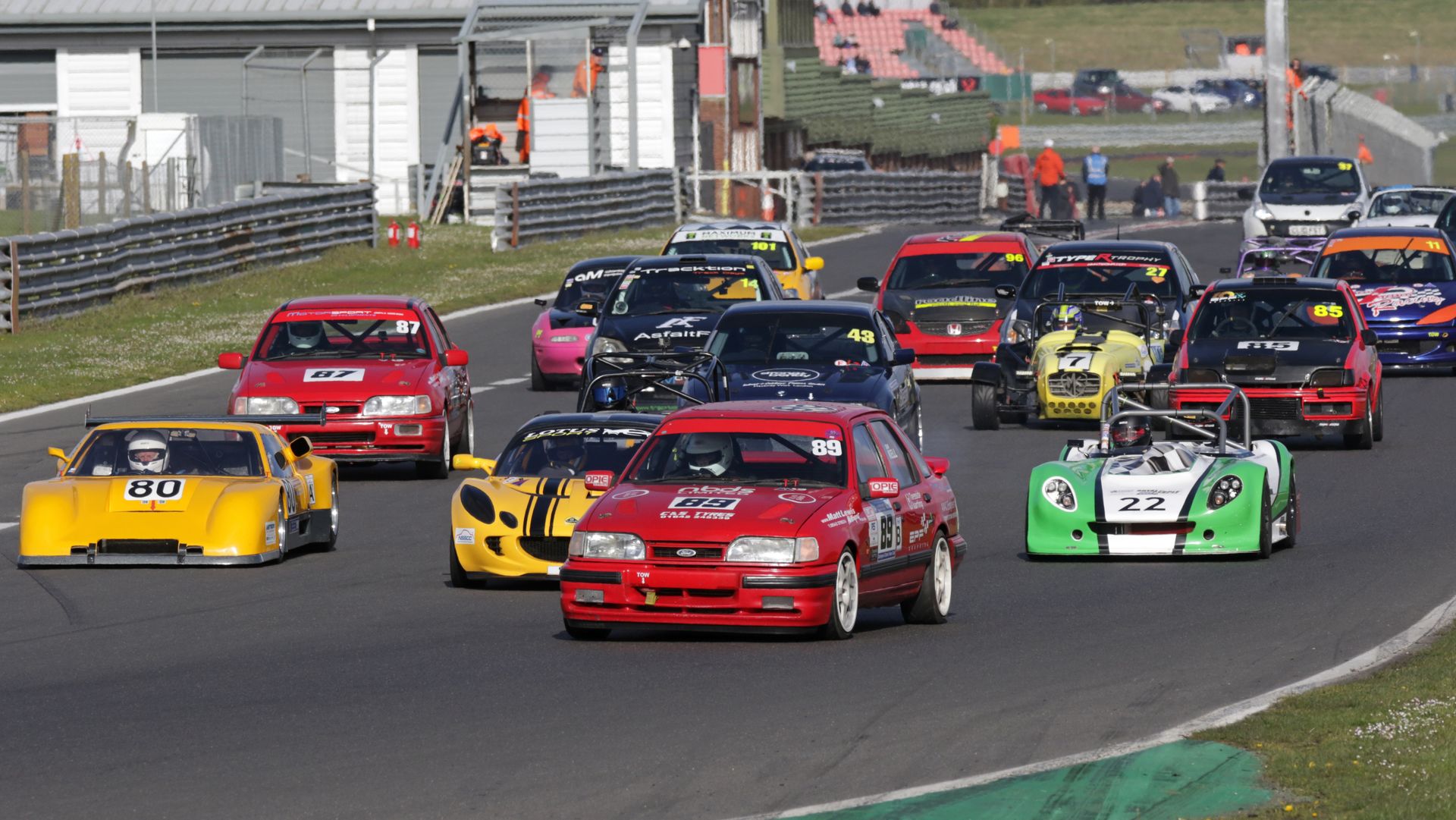 Darlington & District Motor Club Race Meeting - Croft Circuit