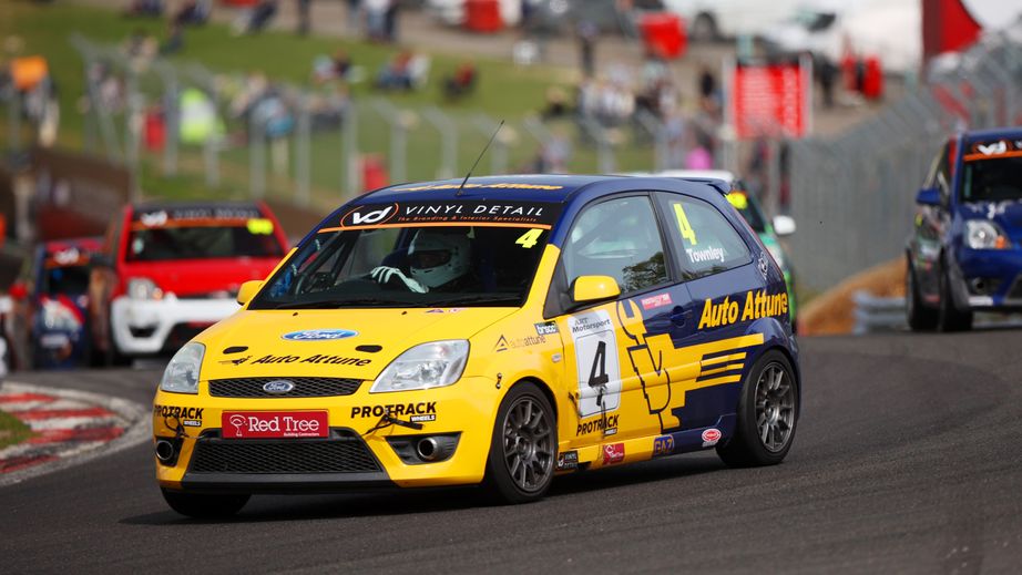 Racing cars at Croft Circuit