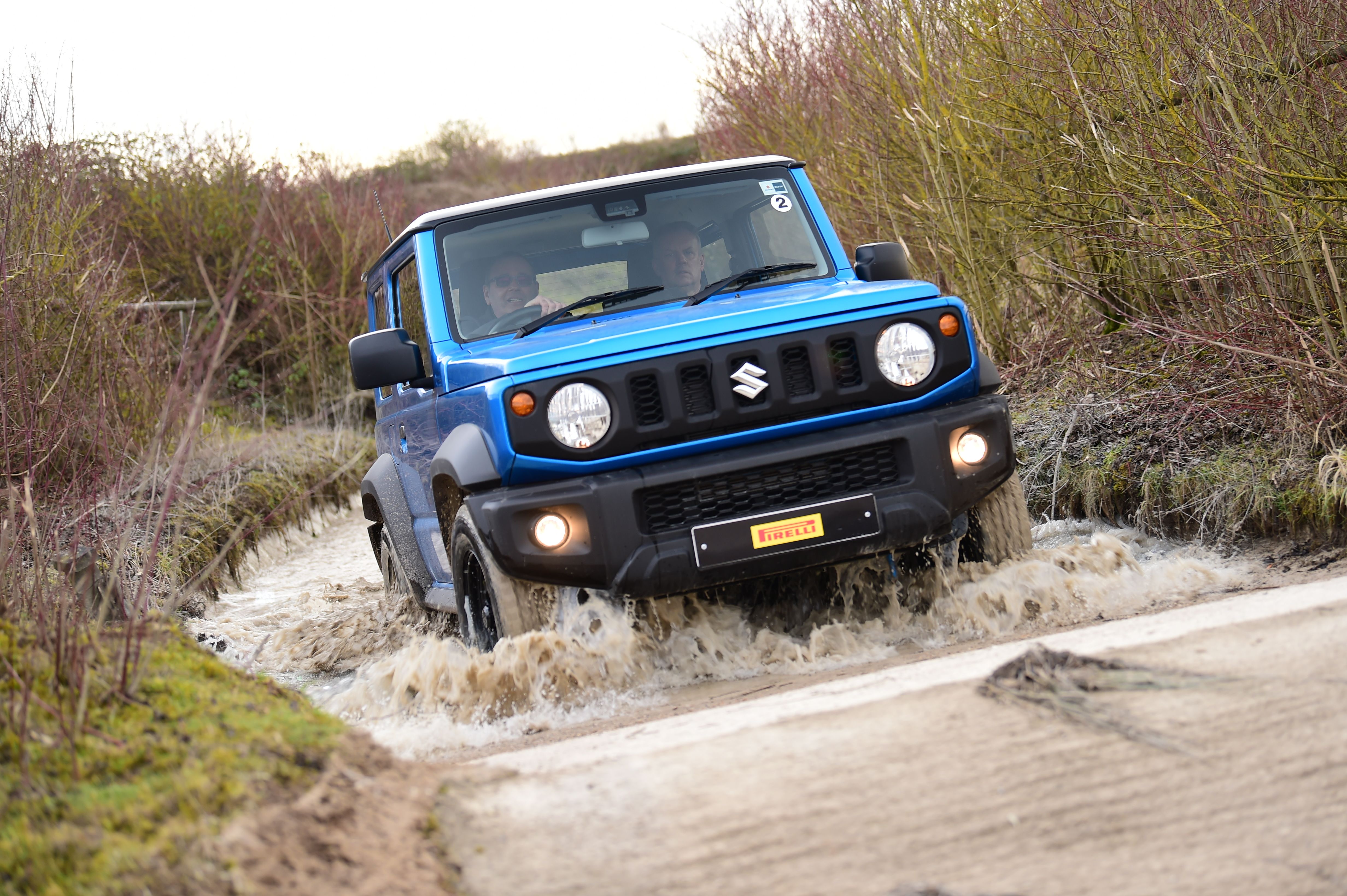 4x4 One 2 One Off Road Experience Thruxton Circuit 4x4 One 2 One Off Road Experience Thruxton Circuit
