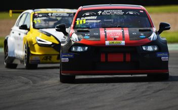 Snetterton a happy hunting ground for home hero Ryan Bensley.