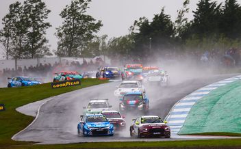 Adam Morgan, Ash Sutton and Tom Chilton fly high as BTCC stars in Scotland.