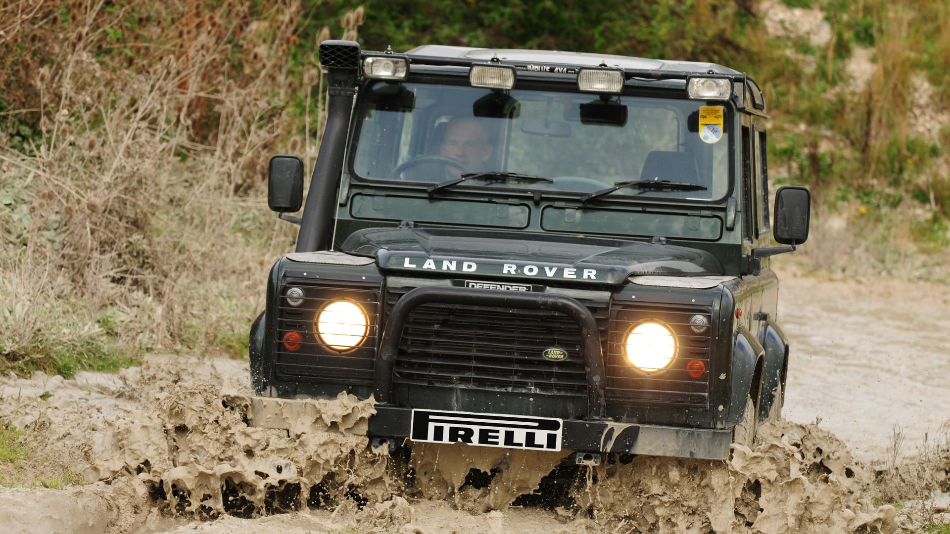 Land Rover Defender