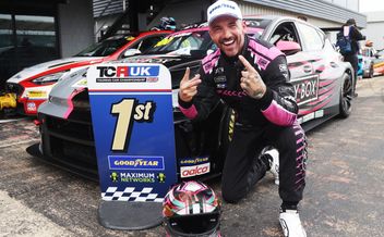 Laidlaw launches title bid with Silverstone silverware.