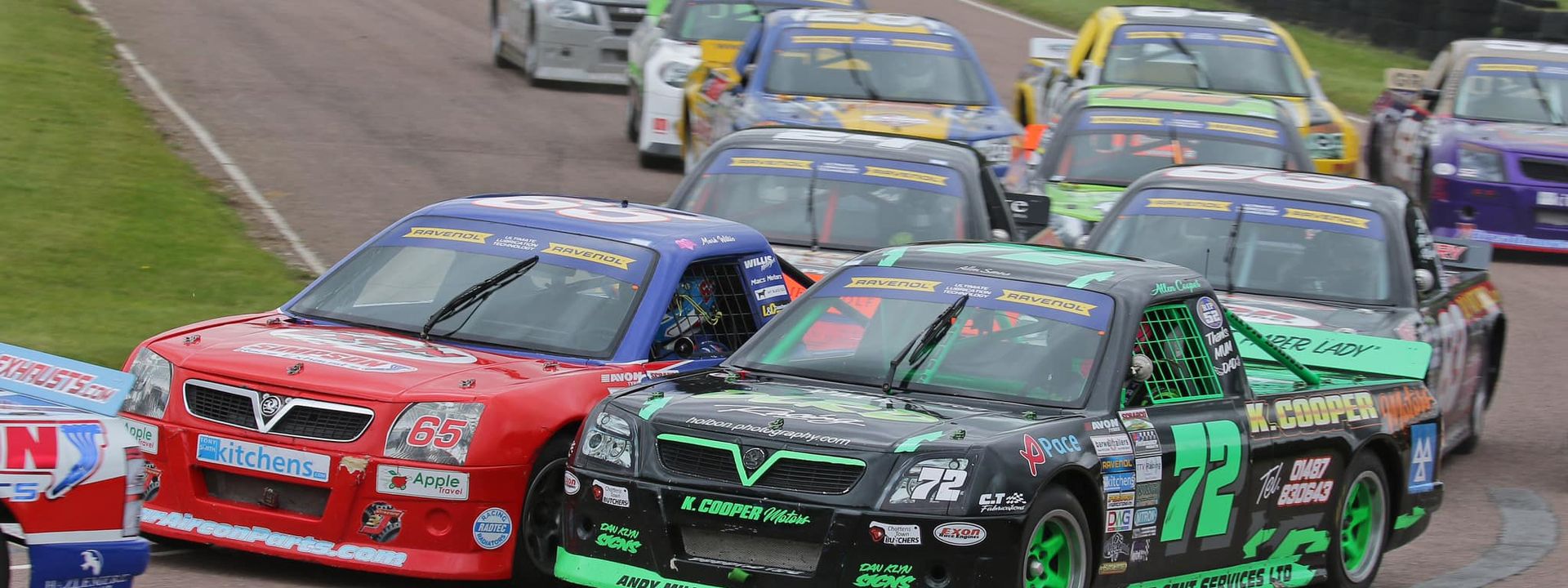 Pickup Trucks return to BARC to join with British Truck Racing Championship.