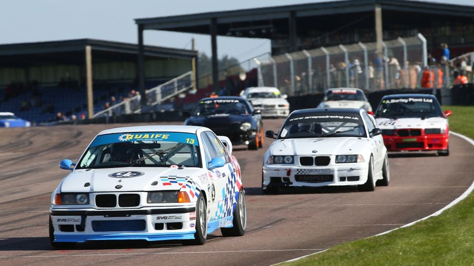 CSCC First Corner at Thruxton