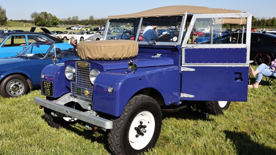 Classic to Modern Motorshow